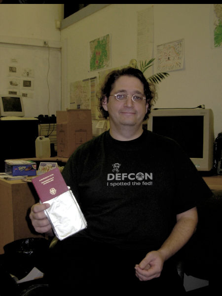 image of Elmar 'mcfly' Lecher with tin foil passport wallet