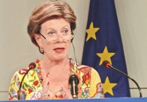 image of EU Commissioner Neelie Kroes