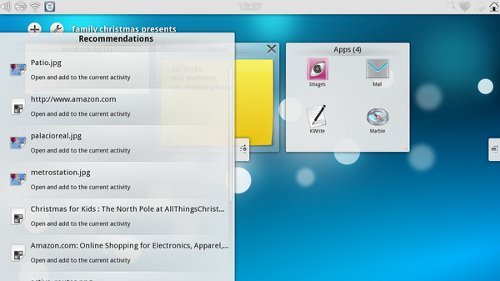 KDE Plasma Active UI